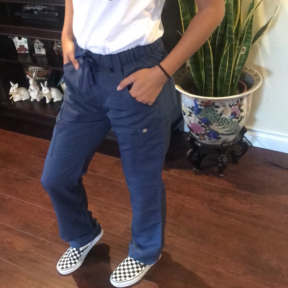 Brand new figs pants
